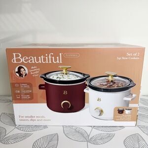 Beautiful 2 Quart Slow Cookers Set Of 2 Merlot Red White Icing NEW In Box #2301